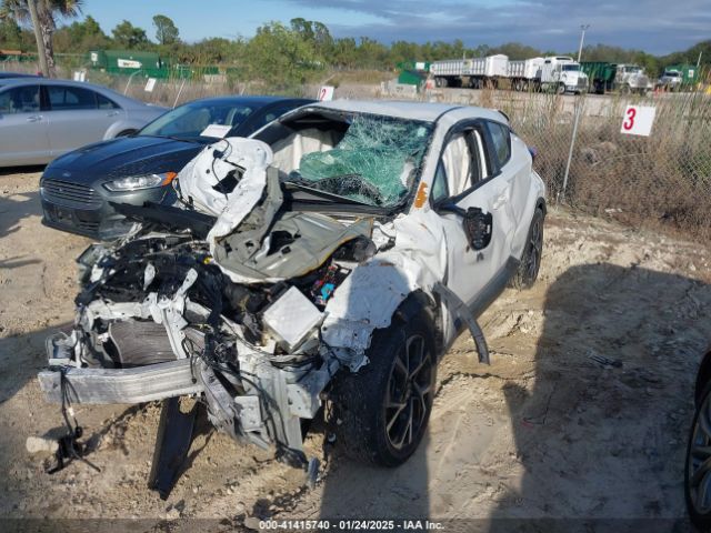 NMTKHMBX1NR146512 Toyota C-HR XLE