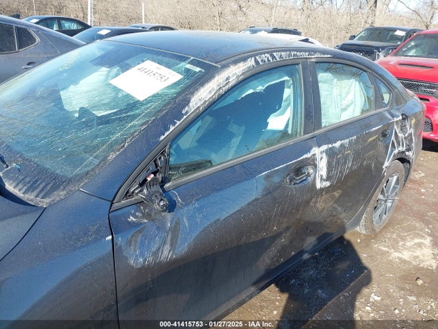 3KPF24AD5RE767778 KIA Forte Lxs