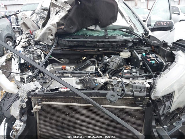 3CZRM3H33EG709871 Honda CR-V LX