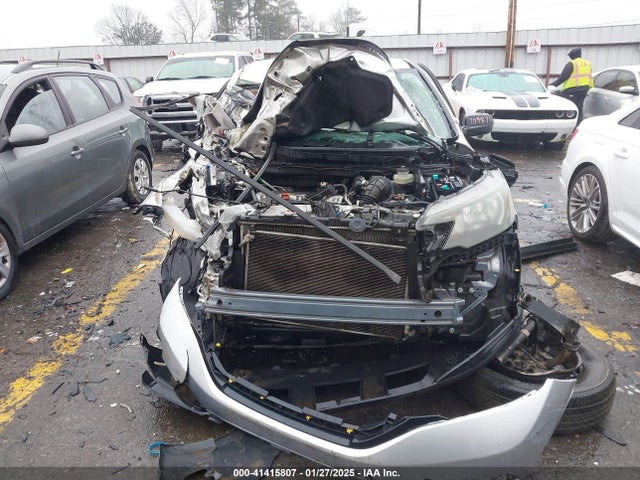 3CZRM3H33EG709871 Honda CR-V LX