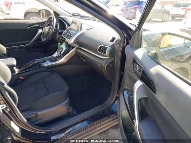 2019 MITSUBISHI ECLIPSE CROSS JA4AT4AA7KZ048551 Photo 4