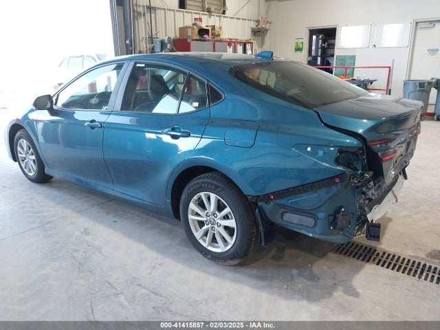 Toyota CAMRY LE 2025 4T1DBADK2SU514579 Image 3