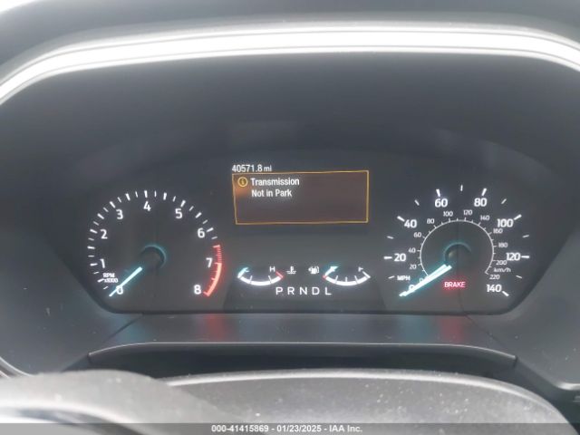 1FMCU0H62NUB17651 Ford ESCAPE SEL