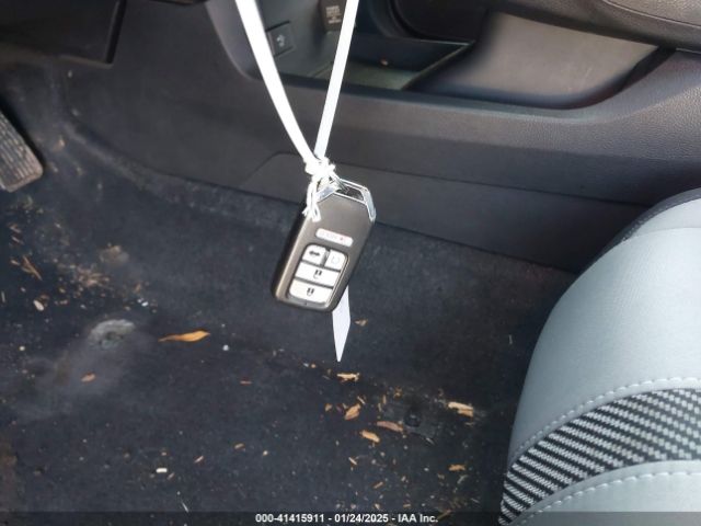 2HGFC4B03HH305863 Honda Civic Lx-p