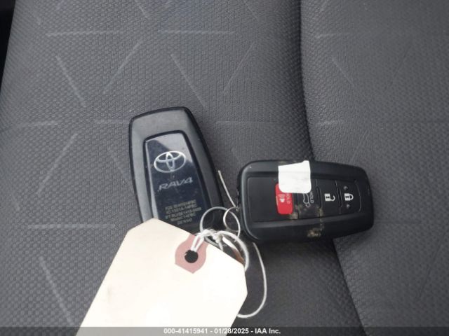 JTMP1RFV9KD023002 Toyota Rav4 Xle