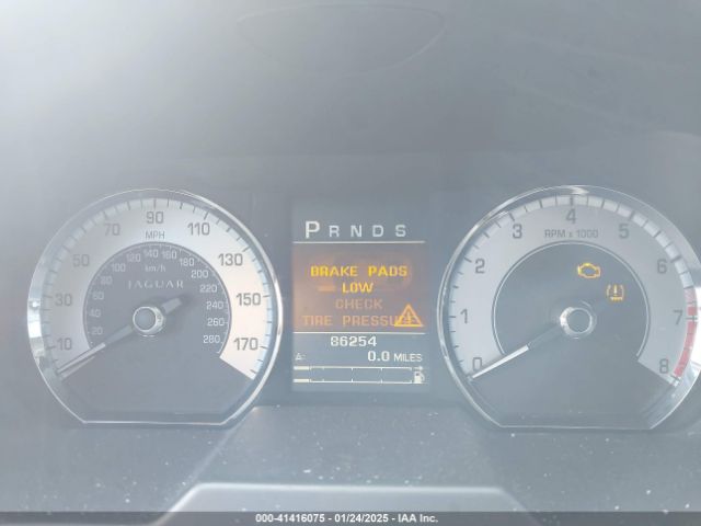 2011 JAGUAR XF SAJWA0FB2BLS19500 Photo 6