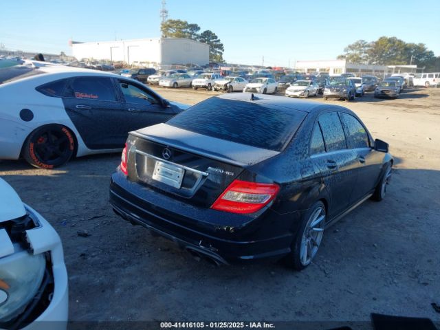 2011 MERCEDES-BENZ C 63 AMG WDDGF7HB4BF528125 Photo 3