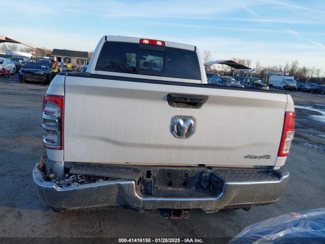 3C6UR5CJ1MG679326 RAM 2500 Tradesman  4x4 6'4 Box