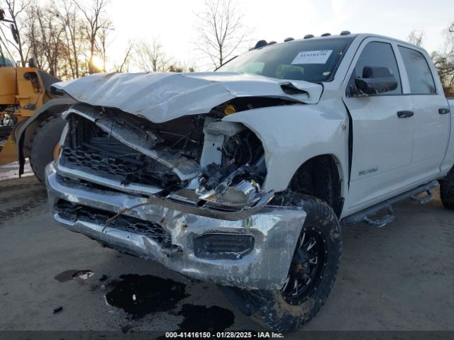3C6UR5CJ1MG679326 RAM 2500 Tradesman  4x4 6'4 Box
