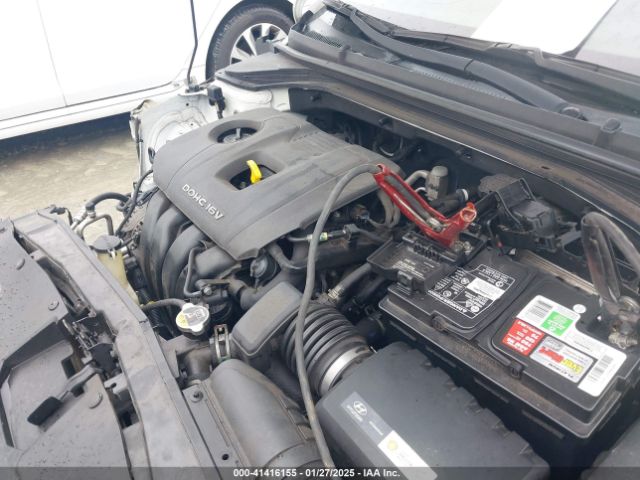 5NPD74LF0HH083447 Hyundai ELANTRA SE