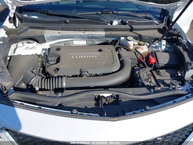 2019 CADILLAC XT4 1GYFZER49KF142425 Photo 9