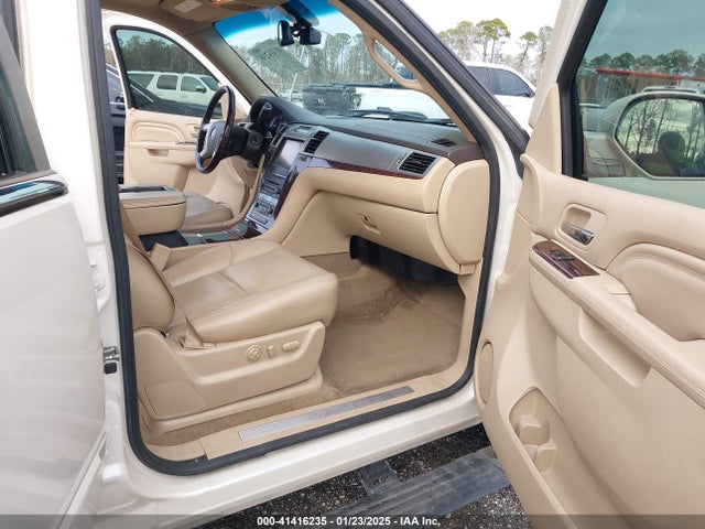 2013 CADILLAC ESCALADE 1GYS3CEF2DR318728 Photo 4