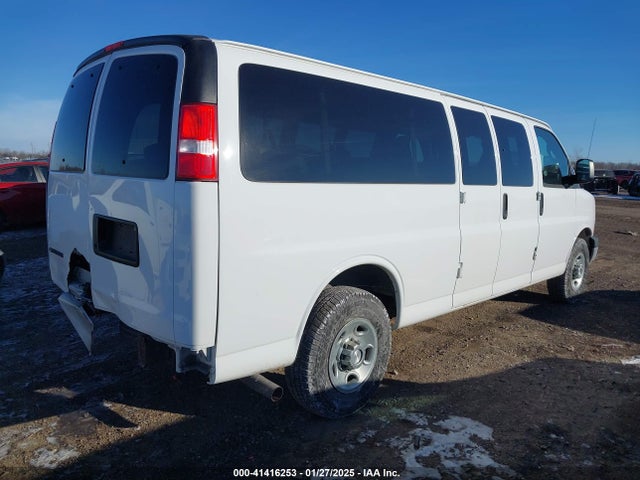 1GAZGPFG4H1336894 Chevrolet Express 3500 Lt