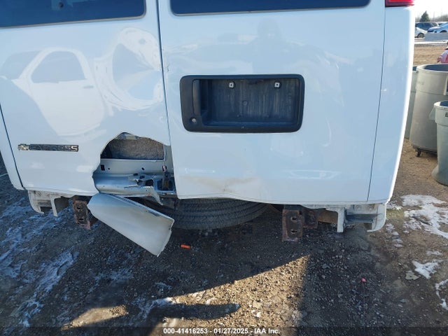 1GAZGPFG4H1336894 Chevrolet Express 3500 Lt