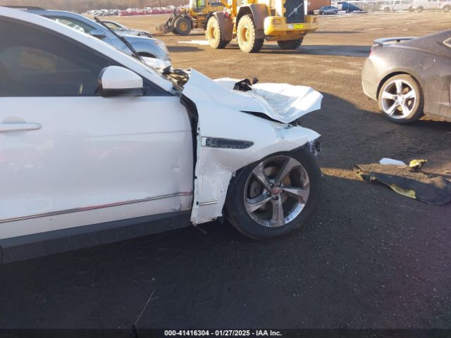 SADCJ2FX2JA249006 Jaguar F-pace 25t Premium