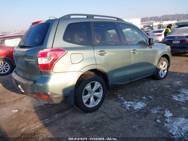 JF2SJADC7GH447261 Subaru Forester 2.5i Premium