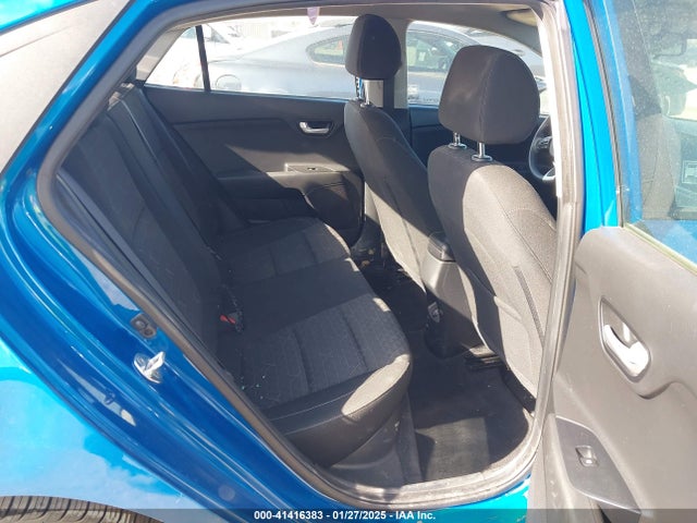3KPA24AD9ME364664 KIA RIO S