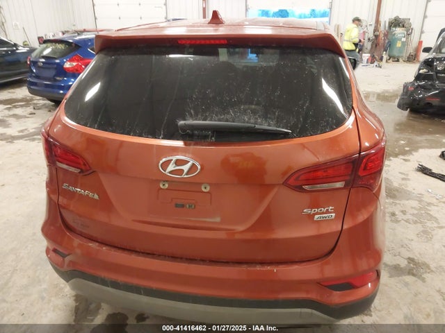 5XYZTDLB8HG439889 Hyundai Santa Fe Sport 2.4l