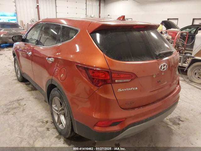 5XYZTDLB8HG439889 Hyundai Santa Fe Sport 2.4l