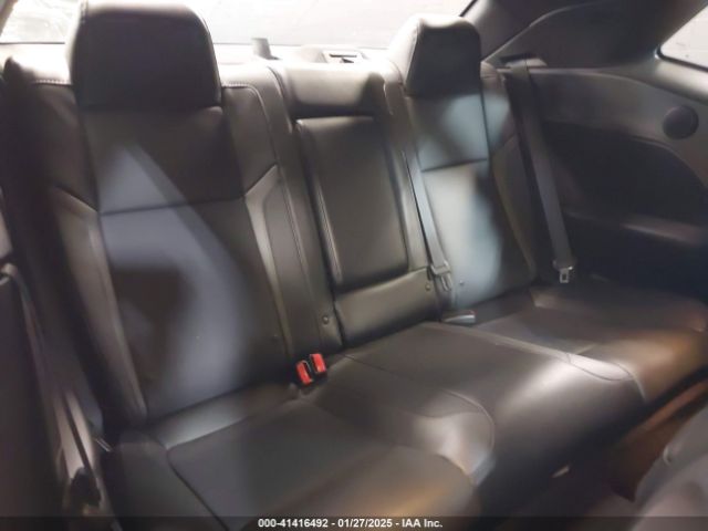 2C3CDZAG5GH353829 Dodge Challenger Sxt Plus