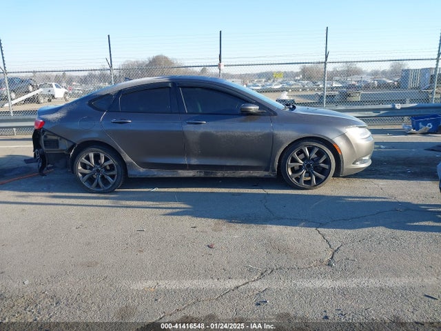 Chrysler 200 S 2015 1C3CCCDG6FN556746 Image 13