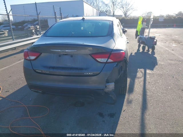 Chrysler 200 S 2015 1C3CCCDG6FN556746 Image 16