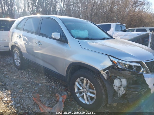 KIA SORENTO LX 2015 5XYKT3A65FG564606 Image 1