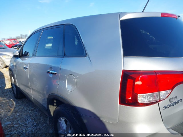 KIA SORENTO LX 2015 5XYKT3A65FG564606 Image 14