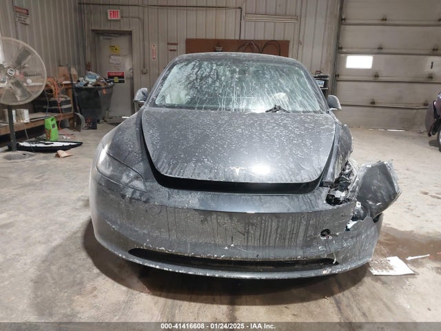 5YJ3E1EA4SF913869 Tesla MODEL 3