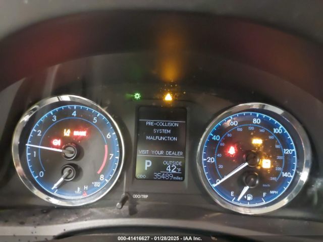 2T1BURHE9HC767249 Toyota COROLLA LE