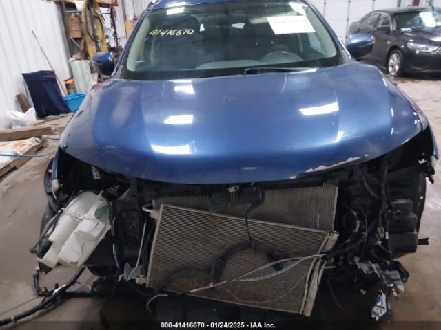 5N1AT2MV2HC857794 Nissan ROGUE SV