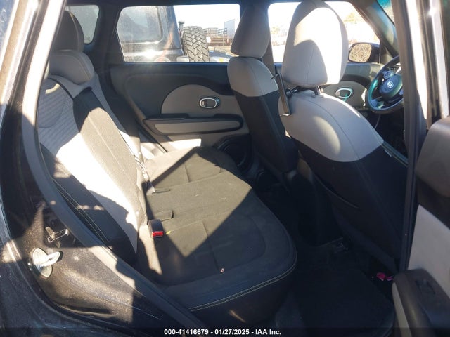 KIA SOUL + 2014 KNDJP3A50E7033168 Image 8