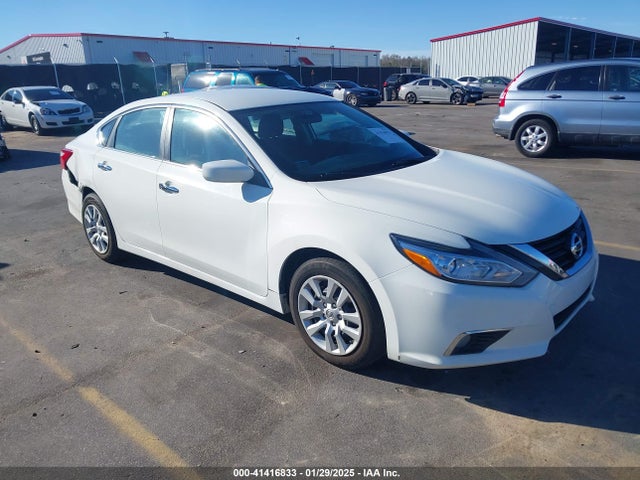 Nissan Altima 2.5 S 2017 1N4AL3AP3HC292302 Image 1