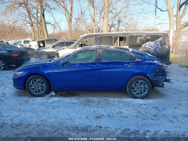 KMHLM4DG3RU637241 Hyundai ELANTRA SEL