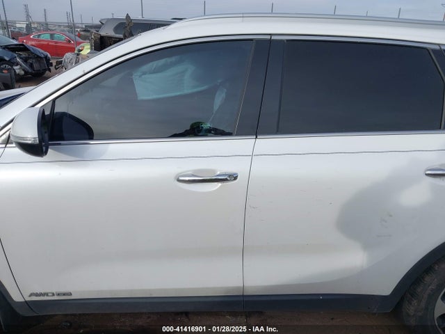 5XYPHDA5XGG158150 KIA Sorento 3.3l Ex