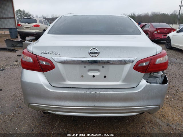 Nissan Altima 2.5 S 2018 1N4AL3AP4JC246869 Image 17
