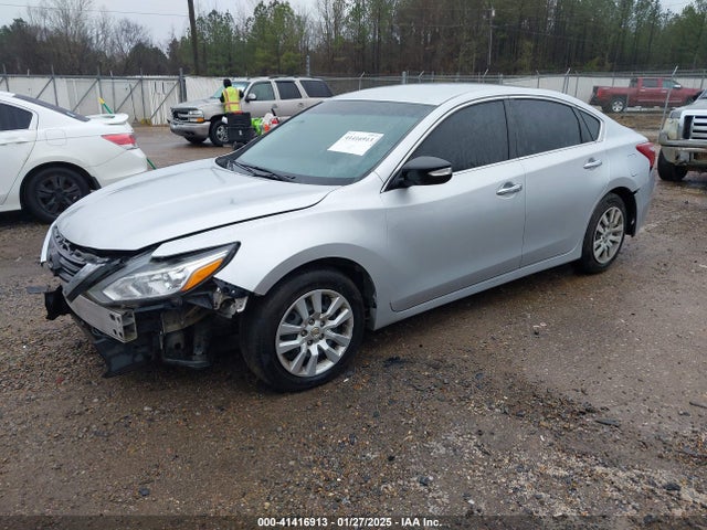 Nissan Altima 2.5 S 2018 1N4AL3AP4JC246869 Image 2