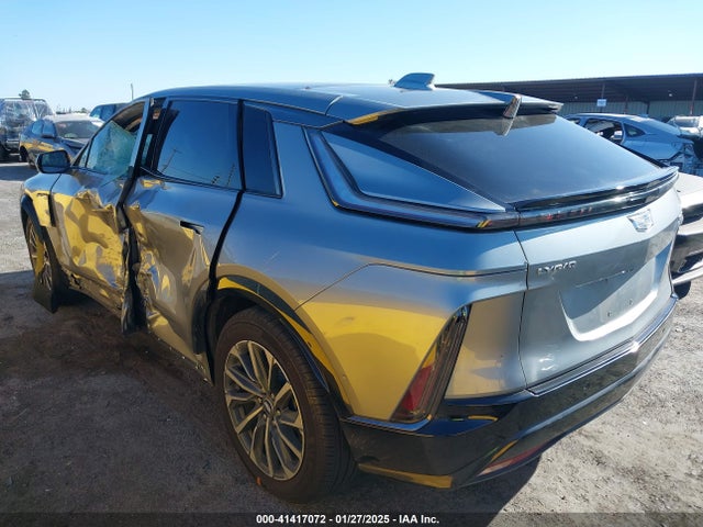 2024 CADILLAC LYRIQ 1GYKPTRK0RZ101021 Photo 2