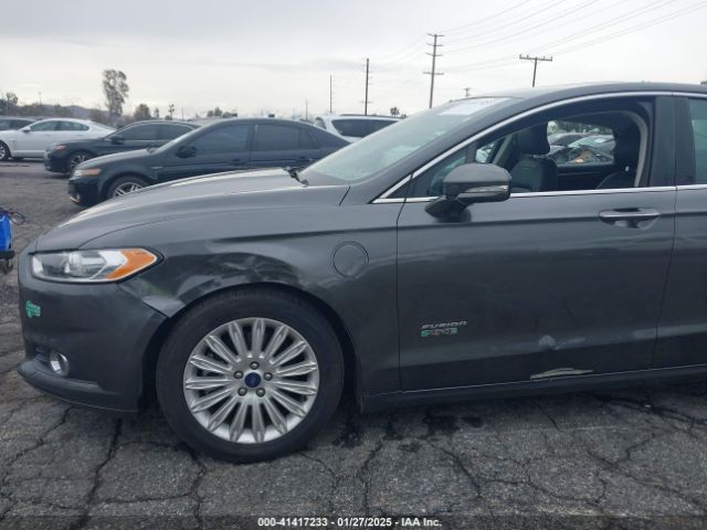 3FA6P0PU6GR165971 Ford Fusion Energi Se Luxury