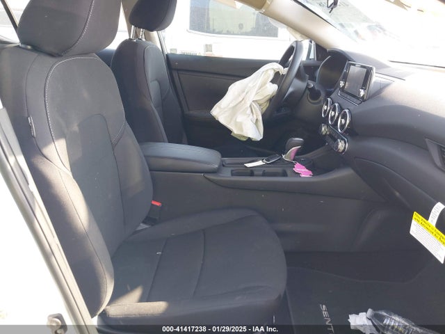3N1AB8BV9RY364638 Nissan Sentra S Xtronic Cvt