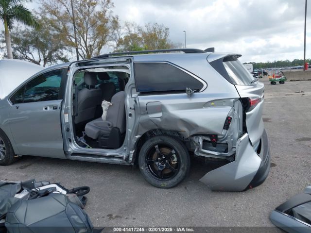 2022 TOYOTA SIENNA 5TDKRKEC1NS125204 Photo 5