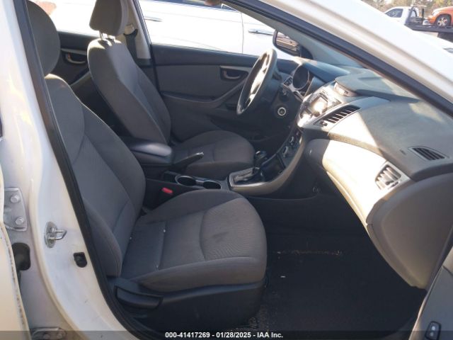 5NPDH4AE2GH743946 Hyundai ELANTRA SE