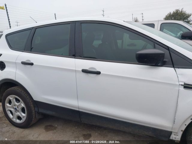 1FMCU0F75KUA17633 Ford Escape