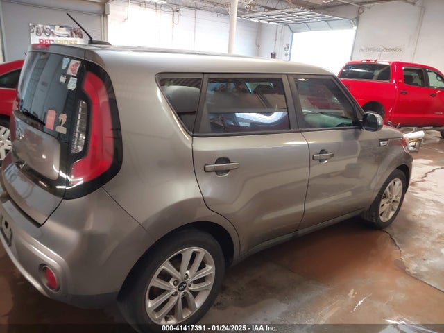 KIA SOUL + 2017 KNDJP3A51H7412460 Image 13