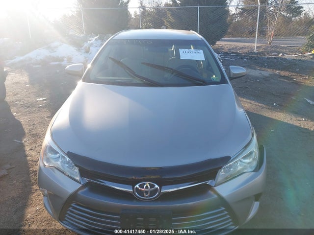 4T1BF1FK4HU332139 Toyota CAMRY LE
