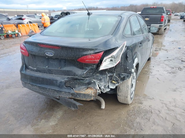 1FADP3E29HL253326 Ford FOCUS S