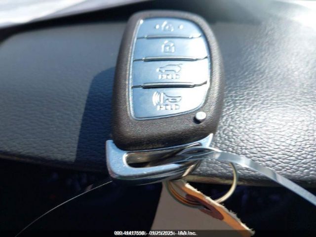 KM8J33AL7LU268915 Hyundai Tucson Limited