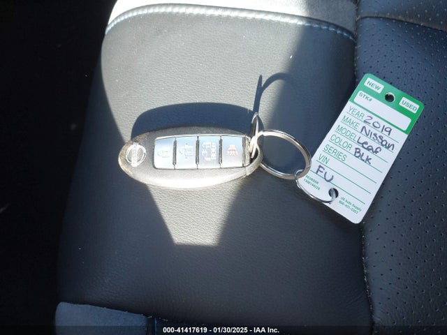 1N4BZ1CP0KC319659 Nissan Leaf Sl Plus