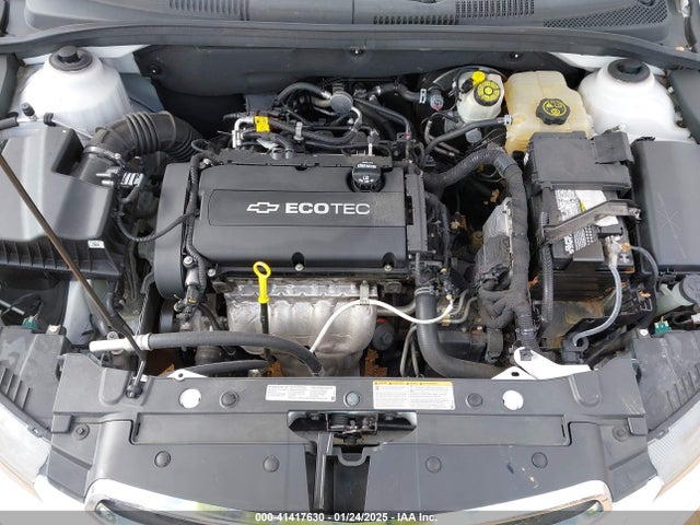 1G1PA5SHXF7231072 Chevrolet Cruze Ls Auto