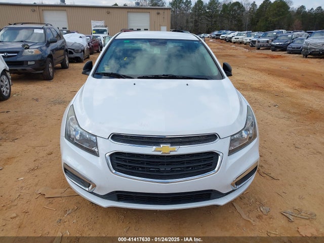 1G1PA5SHXF7231072 Chevrolet Cruze Ls Auto
